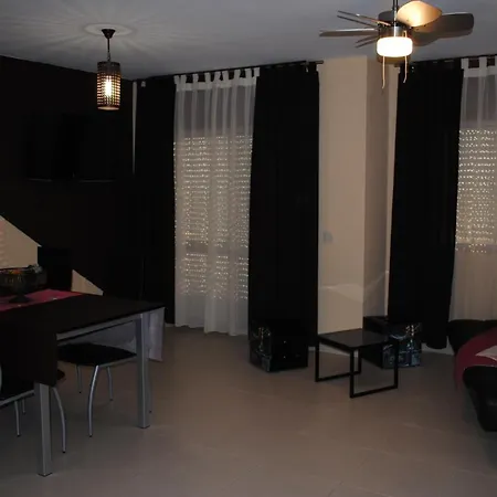 Jardim Flores Apartman *